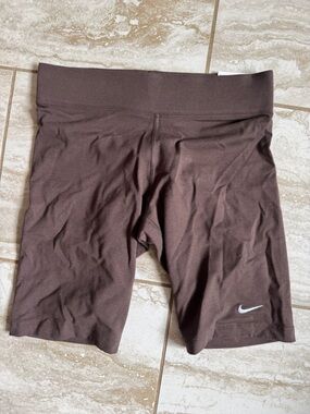 Women’s Nike biker short
